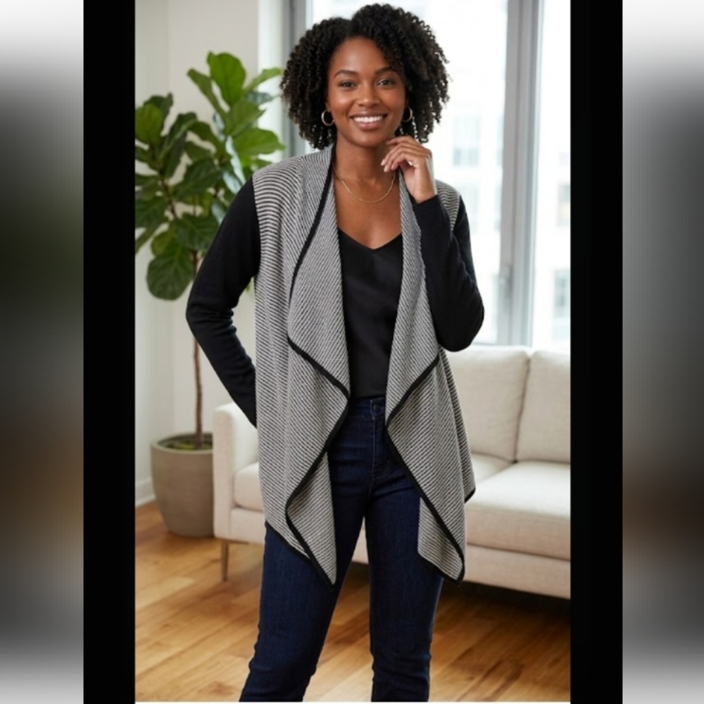 Black and Gray Draped Open-Front Women's Sweater 23 inch p2p